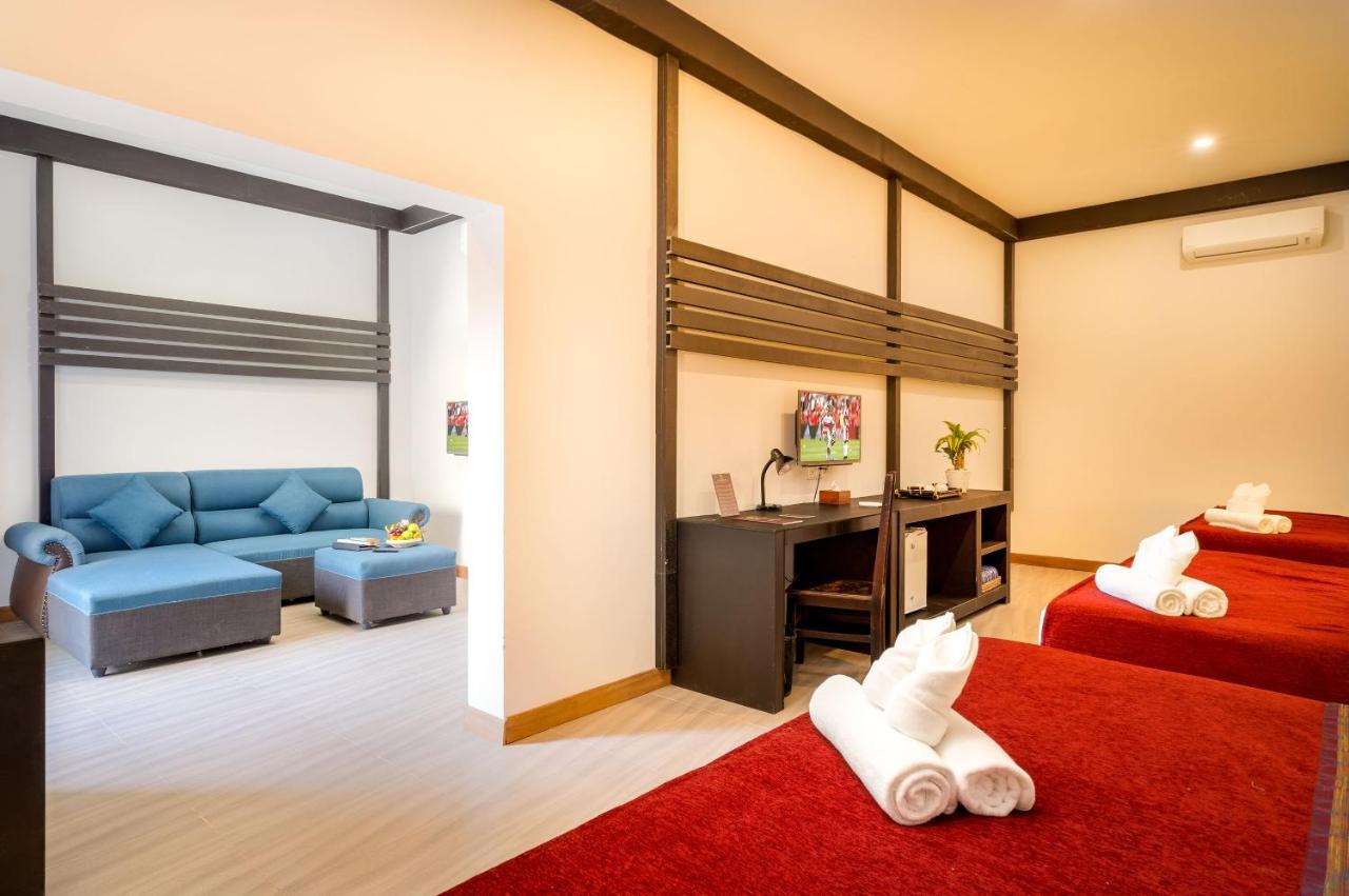Reveal Courtyard In Reveal Angkor Siem Reap Exterior foto