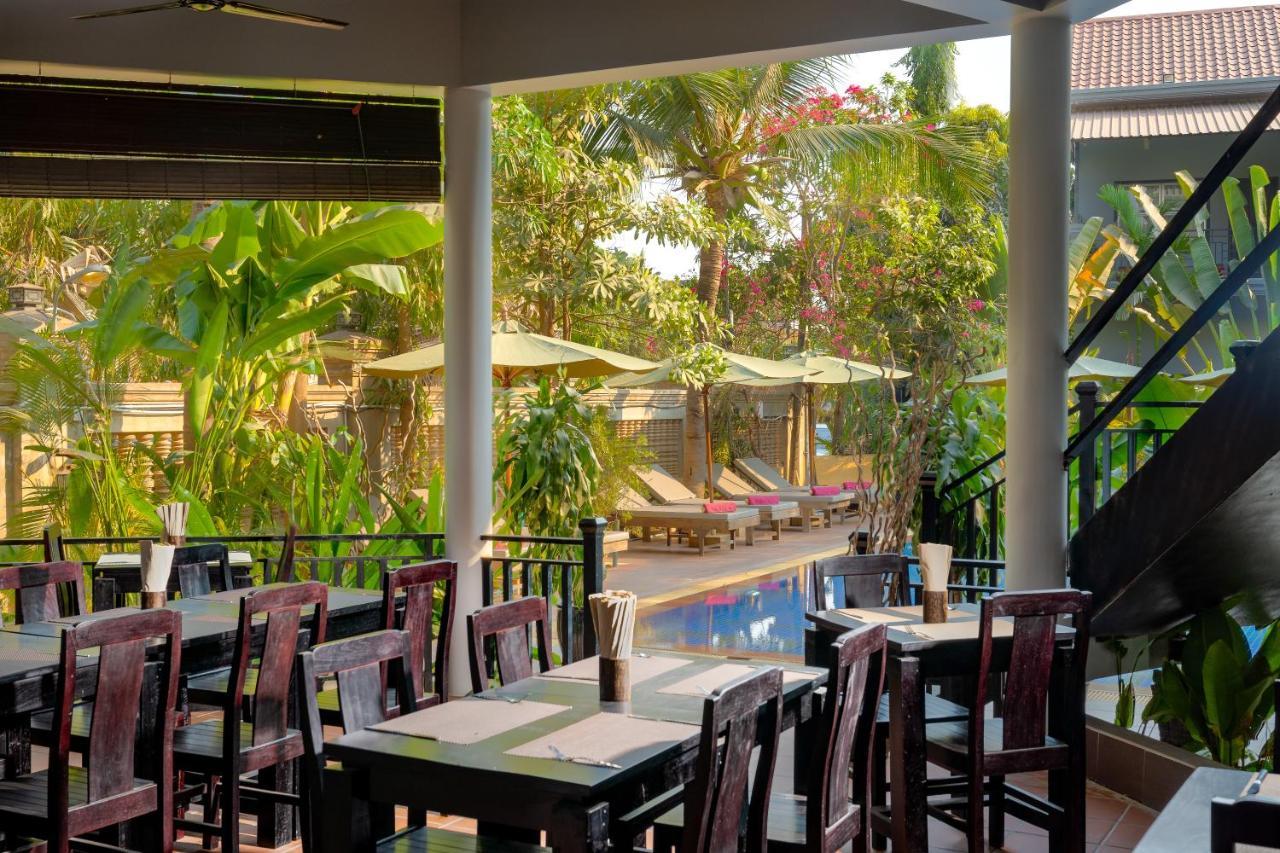 Reveal Courtyard In Reveal Angkor Siem Reap Exterior foto