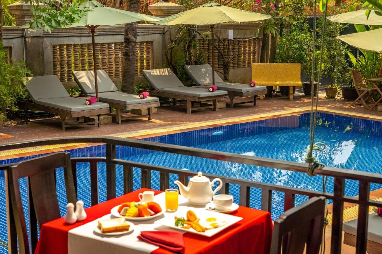 Reveal Courtyard In Reveal Angkor Siem Reap Exterior foto